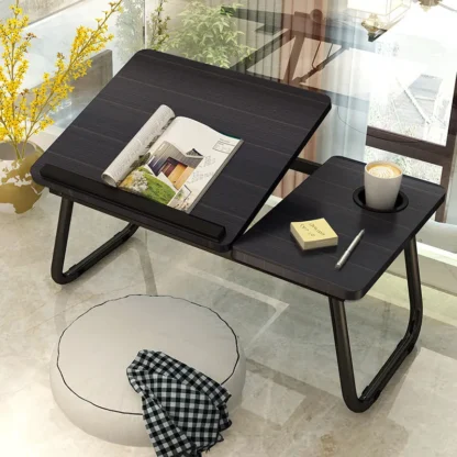 Simple Desk for College Students