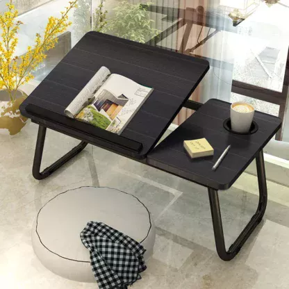 Simple Desk for College Students